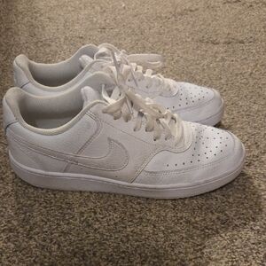 Nike Court Vision Low Sneakers